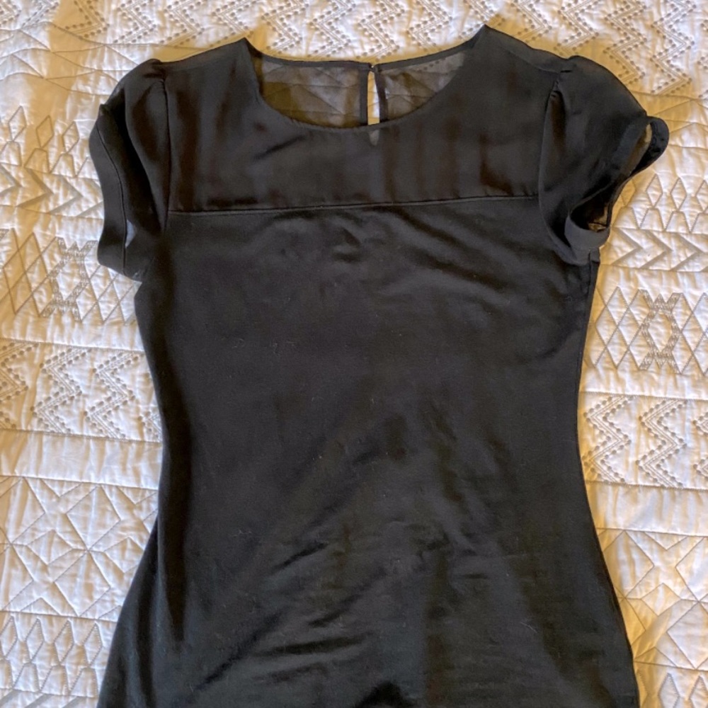 Sheer express black top